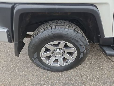 Used 2014 Toyota FJ Cruiser 4WD w/ Upgrade Package image 18