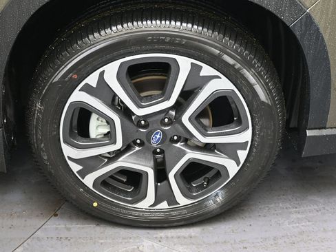 New 2026 Subaru Ascent Limited image 10