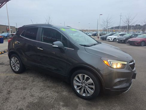 Used 2018 Buick Encore Preferred w/ LPO, Active Package image 3