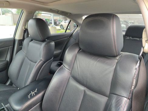 Used 2009 Nissan Maxima 3.5 SV w/ Sport Pkg FWD image 9