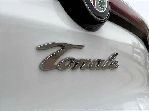 Used 2024 Alfa Romeo Tonale Veloce AWD/4WD image 24