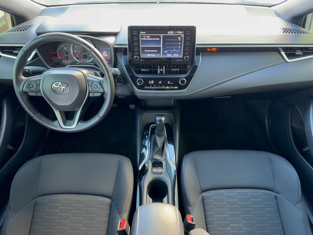 Used 2021 Toyota Corolla SE FWD image 17