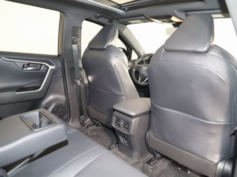 Used 2021 Toyota RAV4 XSE image 15