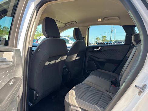 Used 2020 Ford Escape SE FWD image 17