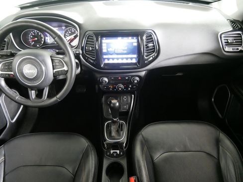 Used 2019 Jeep Compass Limited AWD/4WD image 10