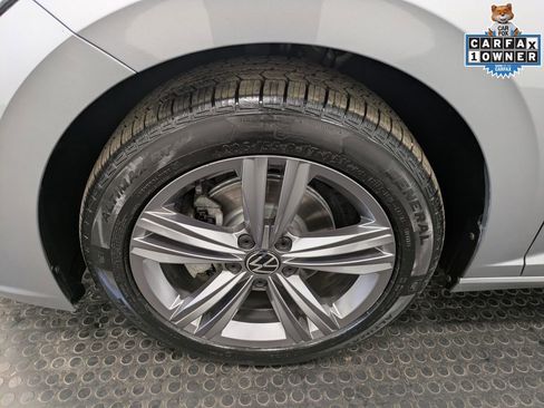 Used 2023 Volkswagen Jetta SE image 7