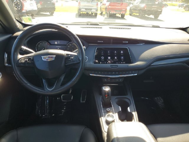 Certified 2019 Cadillac XT4 Sport w/ Cold Weather Package AWD/4WD image 17