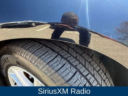 Used 2016 Ford Focus SE w/ SE Cold Weather Package image 4