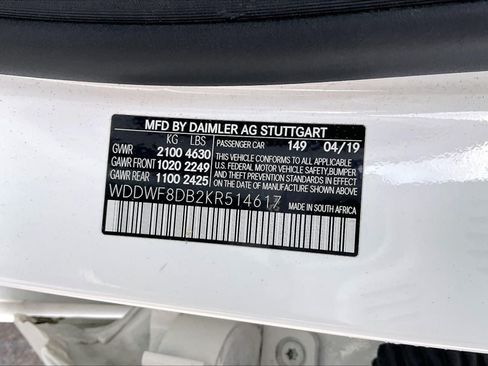 Used 2019 Mercedes-Benz C 300 Sedan w/ AMG Line image 4