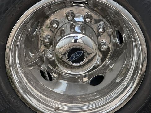 New 2025 Ford F550 4x4 Supercab Super Duty image 7