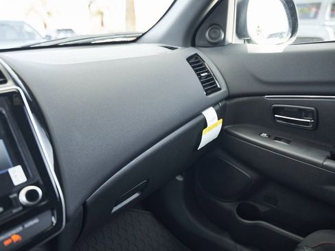 New 2025 Mitsubishi Outlander Sport AWD image 48