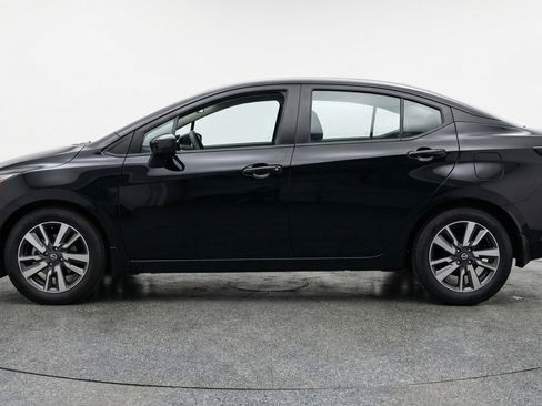 Used 2025 Nissan Versa SV FWD image 5