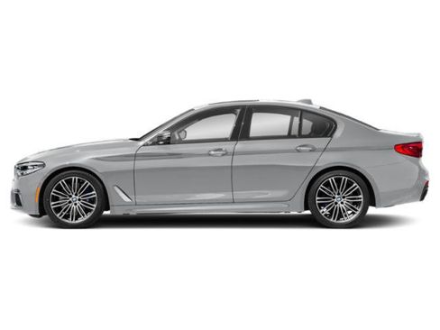 Used 2019 BMW M550i xDrive image 3