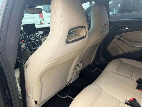 Used 2018 Mercedes-Benz CLA 250 image 7
