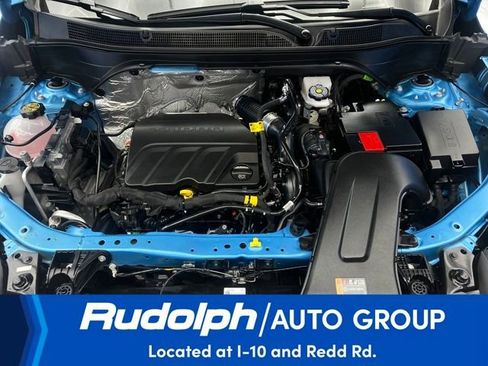 Used 2025 Chevrolet Trax RS image 28