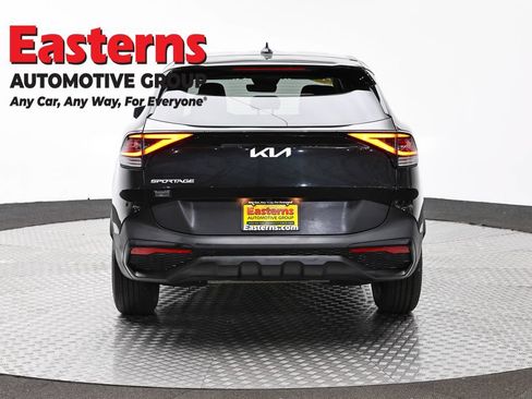 Used 2024 Kia Sportage LX FWD image 6