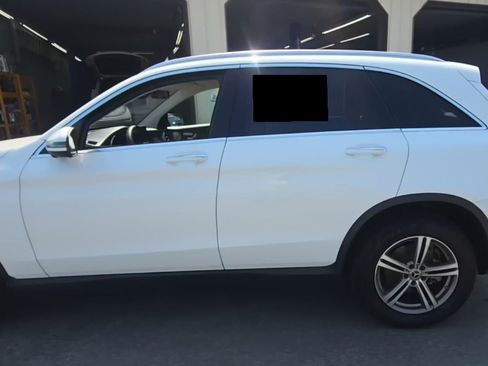 Used 2021 Mercedes-Benz GLC 300 4MATIC image 7