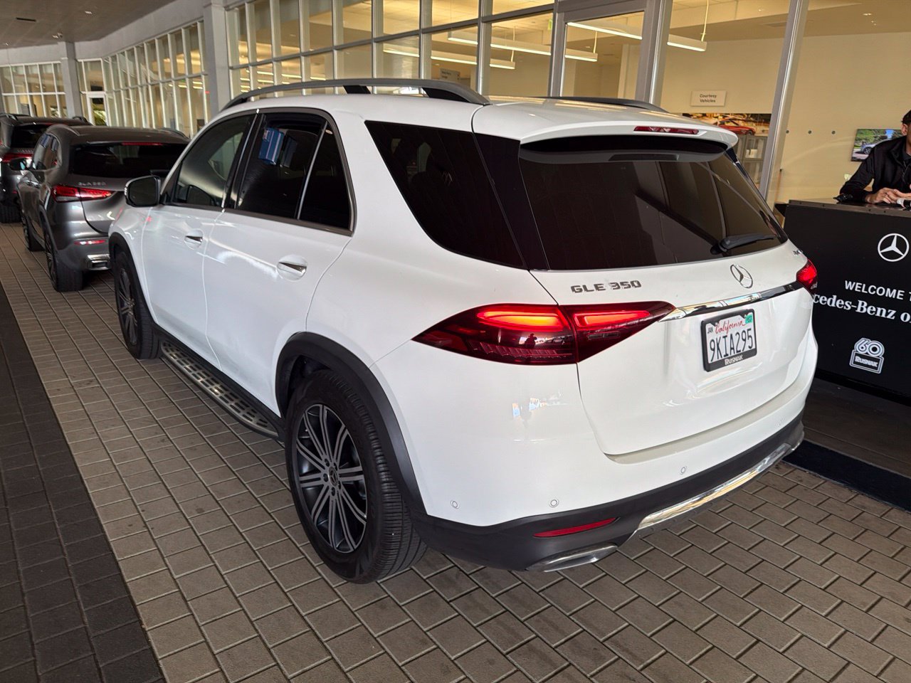 Certified 2024 Mercedes-Benz GLE 350 4MATIC image 6
