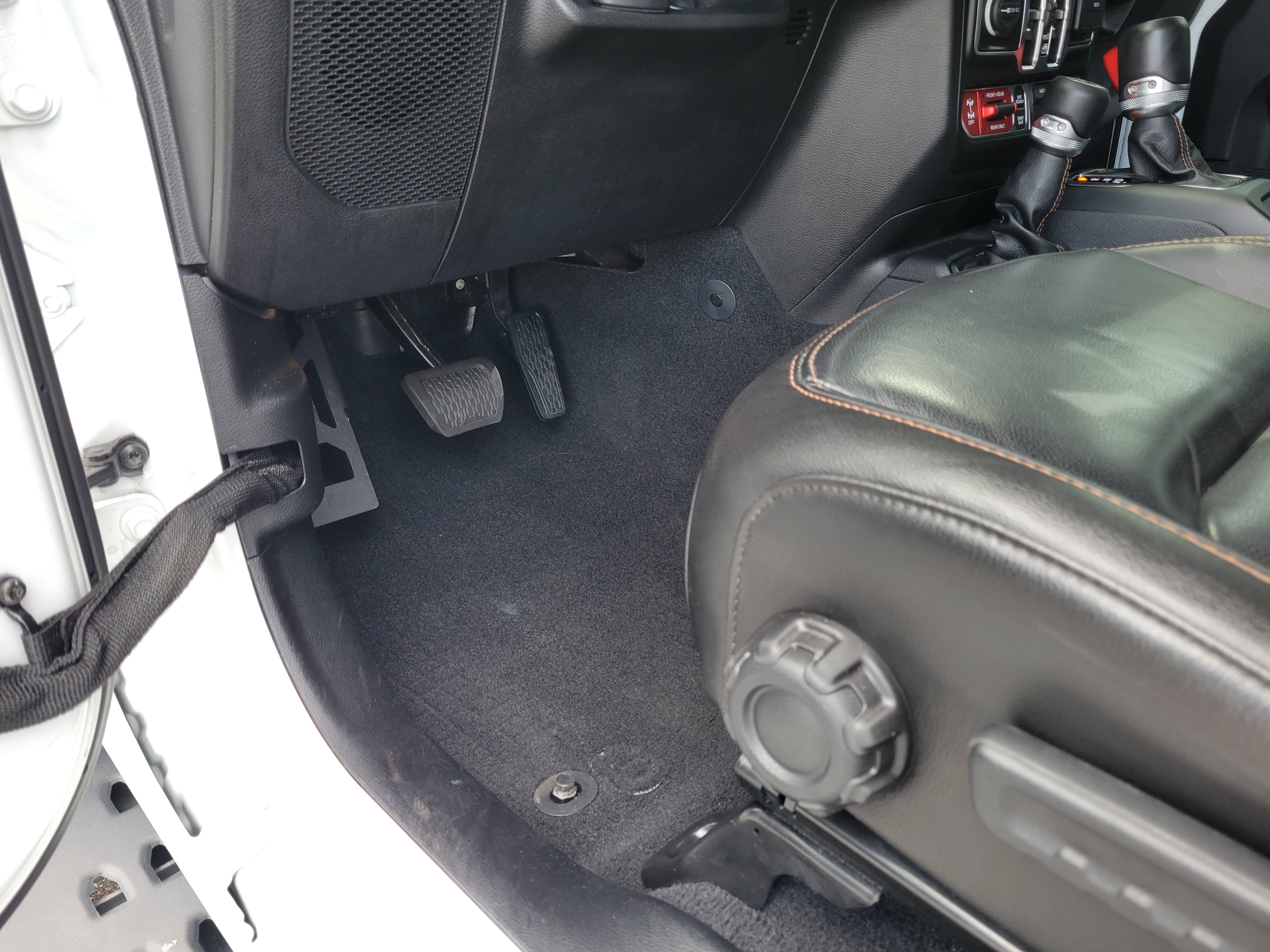 Used 2021 Jeep Wrangler Unlimited Rubicon AWD/4WD image 24