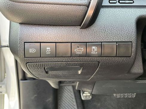 Used 2023 Toyota Camry SE image 21