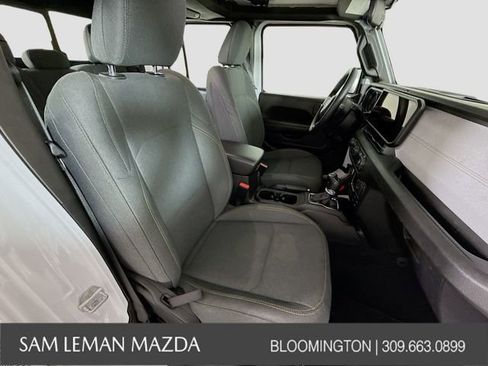 Used 2024 Jeep Gladiator Sport image 25