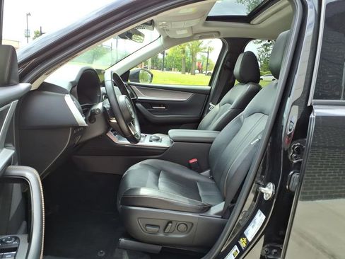 Used 2025 MAZDA CX-90 3.3 Turbo w/ Preferred Package AWD/4WD image 13