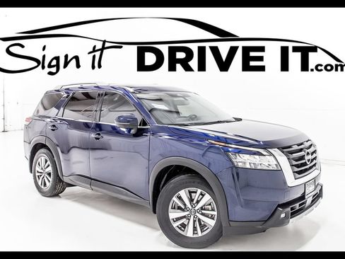 Used 2022 Nissan Pathfinder SL w/ Lighting Package (N92) FWD image 1