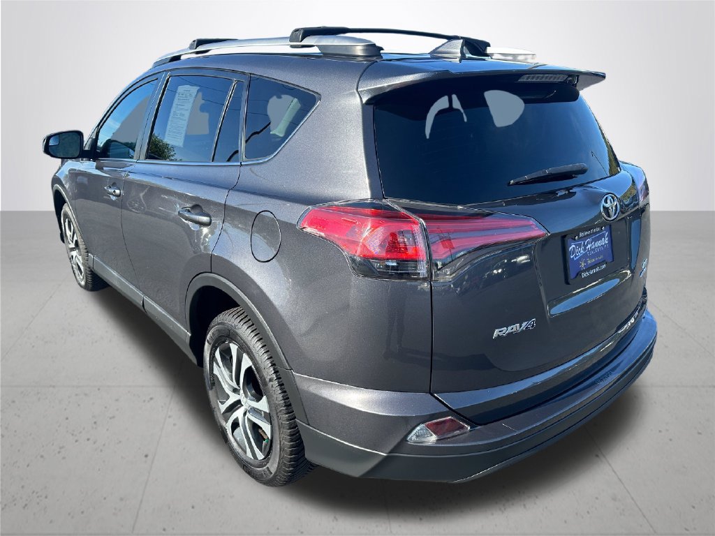 Used 2016 Toyota RAV4 LE AWD/4WD image 9
