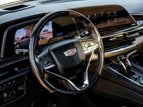 Used 2021 Cadillac Escalade ESV Sport image 13