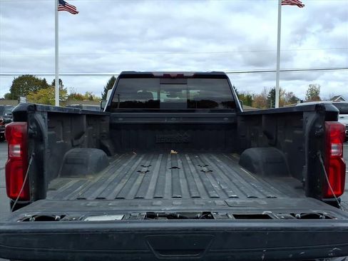 Used 2021 Chevrolet Silverado 3500 High Country w/ LPO, Hitch Package image 9