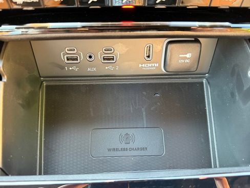 New 2025 Jeep Grand Cherokee Summit image 34