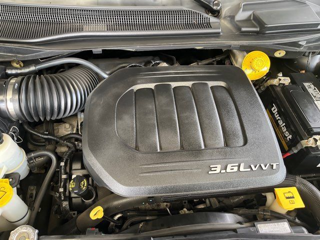 Used 2018 Dodge Grand Caravan SXT FWD image 28