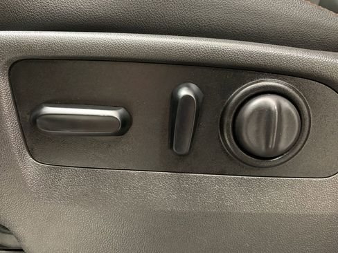 Used 2021 GMC Sierra 1500 AT4 w/ AT4 Premium Package image 5