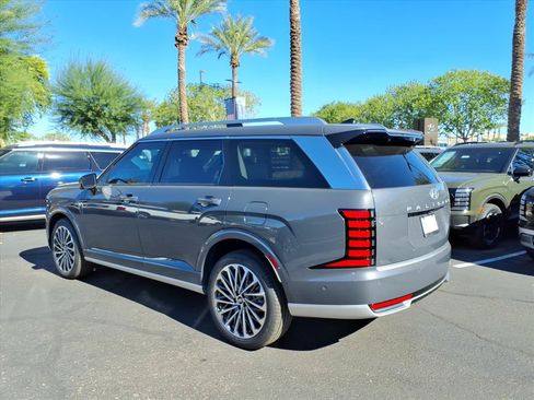 New 2026 Hyundai Palisade Calligraphy FWD image 4