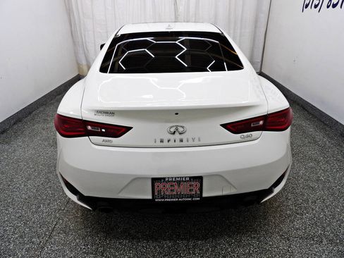 Used 2017 INFINITI Q60 2.0t w/ Premium Plus Package 2.0T AWD/4WD image 5