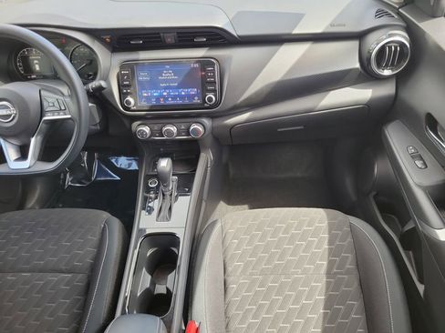 Used 2023 Nissan Kicks SV image 21