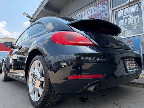 Used 2013 Volkswagen Beetle Turbo FWD image 5