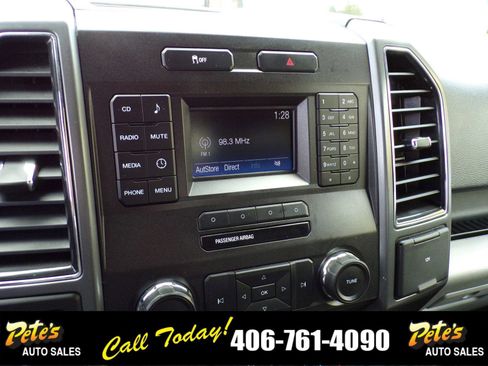 Used 2017 Ford F150 XLT w/ Trailer Tow Package image 28