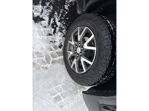 Used 2022 GMC Acadia SLE w/ Driver Convenience Package image 34