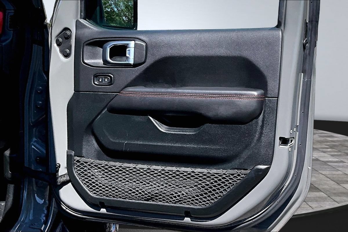 Used 2021 Jeep Wrangler Unlimited Rubicon AWD/4WD image 16