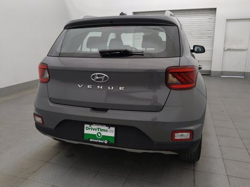 Used 2023 Hyundai Venue SEL w/ Cargo Package FWD image 7