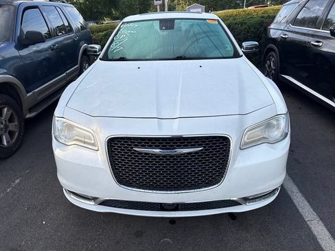 Used 2015 Chrysler 300 C w/ Light Group RWD image 10
