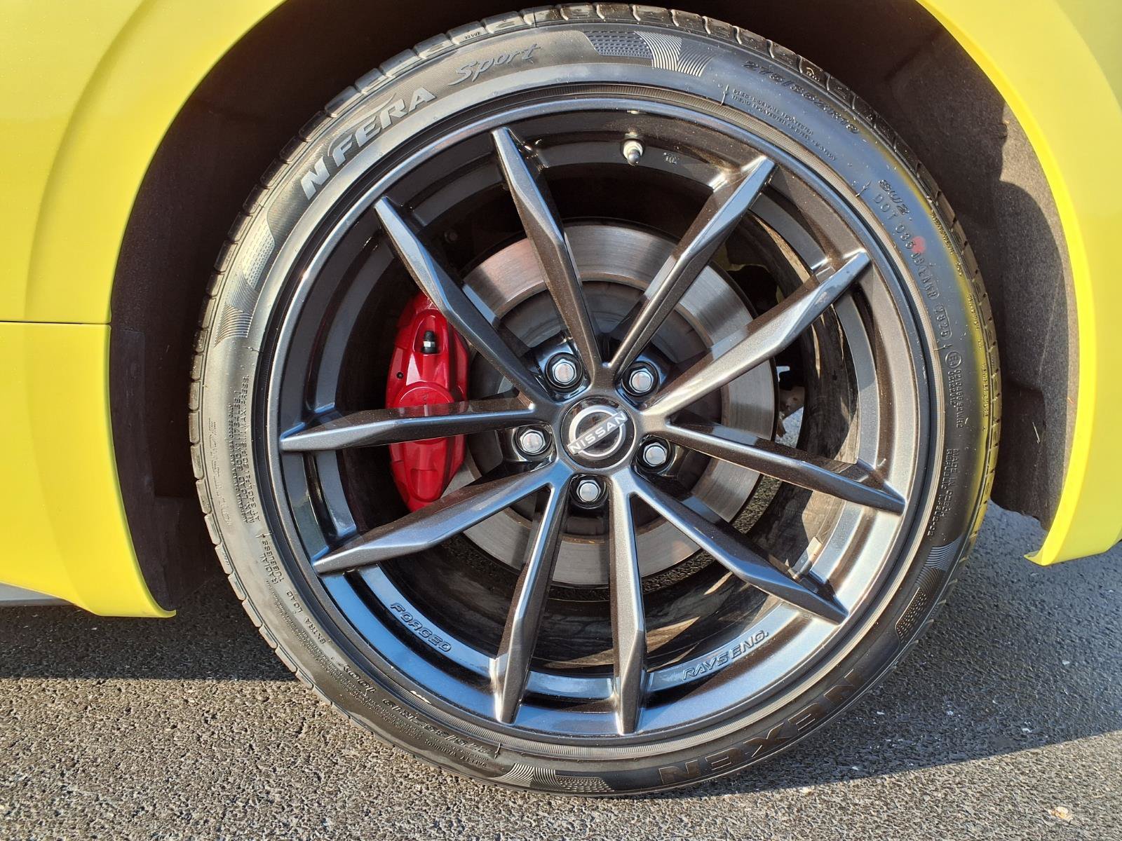 Used 2024 Nissan Z Performance w/ Floor Mat Package RWD image 29