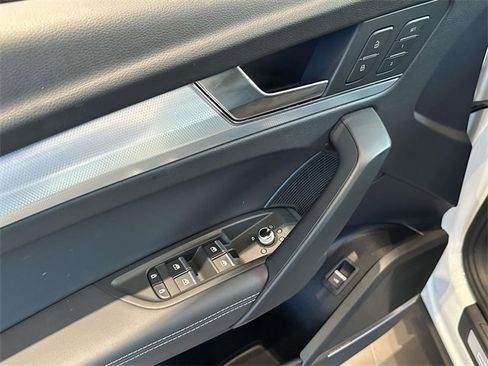 Used 2025 Audi Q5 2.0T Premium Plus image 21