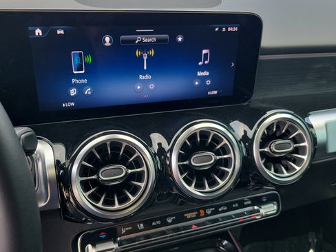 Certified 2026 Mercedes-Benz GLB 250 image 29
