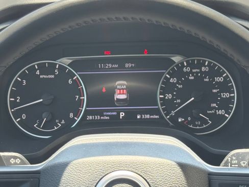Used 2025 Nissan Rogue SV FWD image 37
