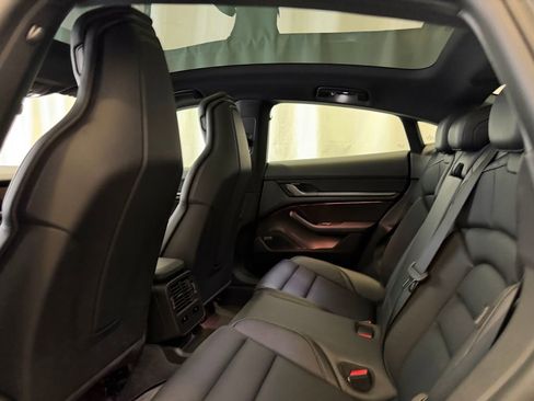 Certified 2025 Porsche Taycan AWD/4WD image 24