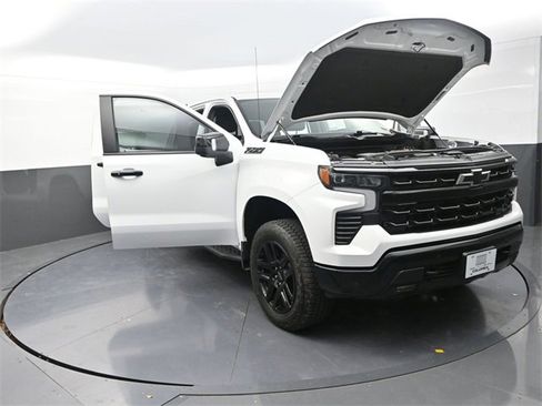 Used 2025 Chevrolet Silverado 1500 LT Trail Boss w/ LT Trail Boss Premium Package image 25