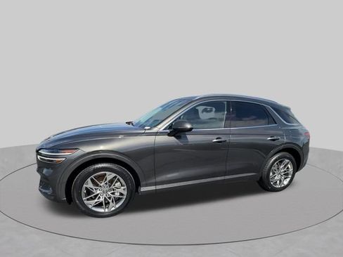Used 2025 Genesis GV70 2.5T AWD/4WD image 4