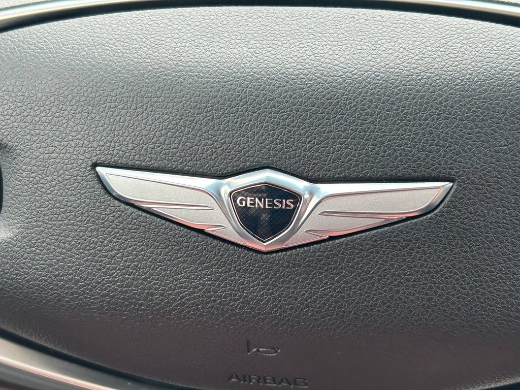 Used 2025 Genesis GV70 2.5T AWD/4WD image 36